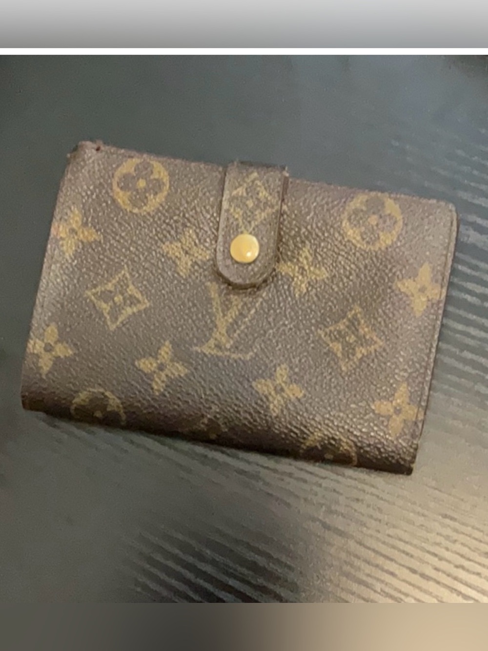 GUC LV MONO KISSLOCK 2 Wallet